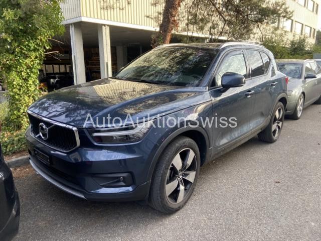 Volvo XC40 1.5 T2 Momentum Light
