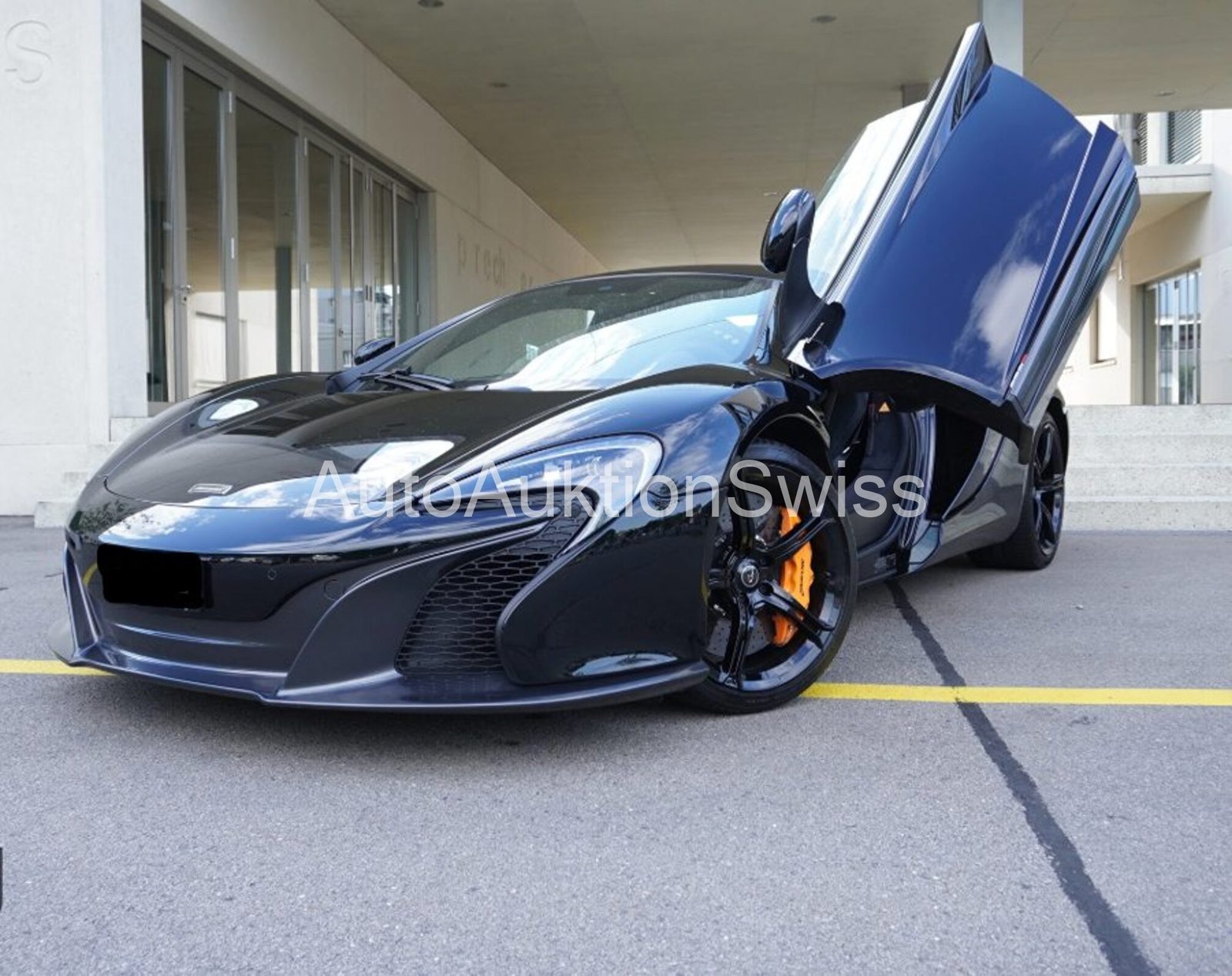 MC LAREN 650S Coupé 3.8 V8 Carbon Black SSG [ P1 Carbon Racing Seat ] [ Carbon Fibre Interior ] [ Alcantara Trim / Contrast Stitching ]