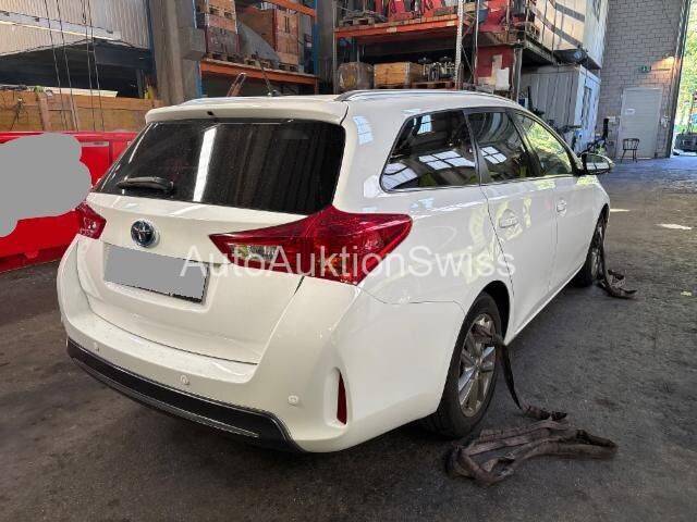 Toyota Auris Touring Sports 1.8 HSD Sol