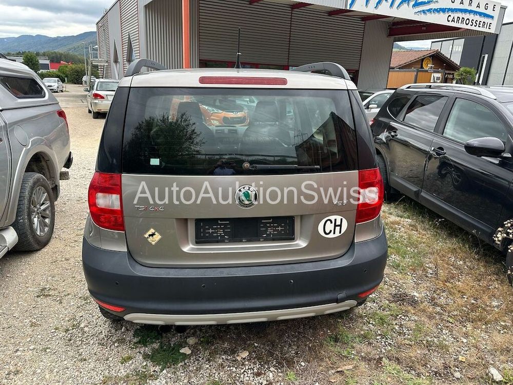 SKODA Yeti 1.8 TSI Active 4x4