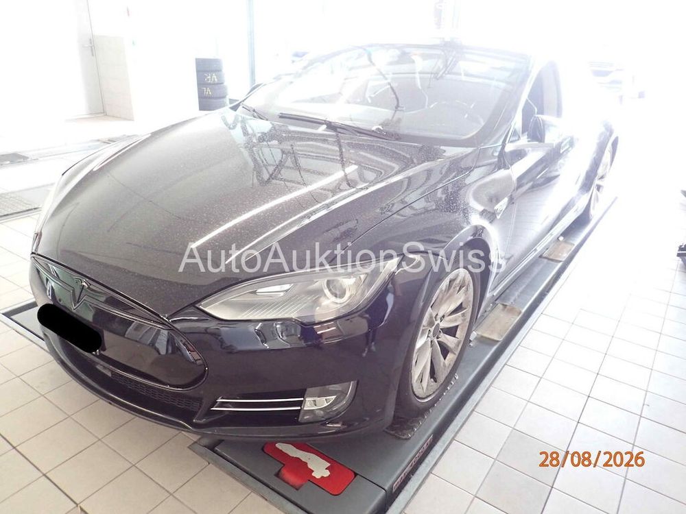 TESLA MODEL S 85 D