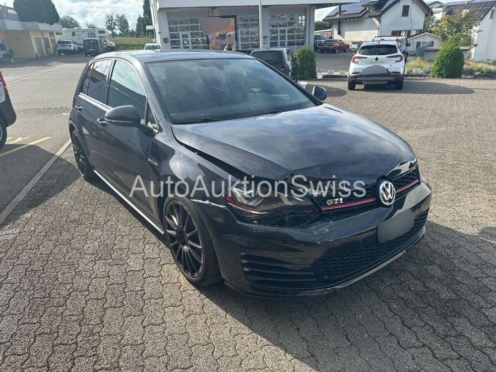 VW GOLF VII Golf 2.0 TSI GTI, 220 PS