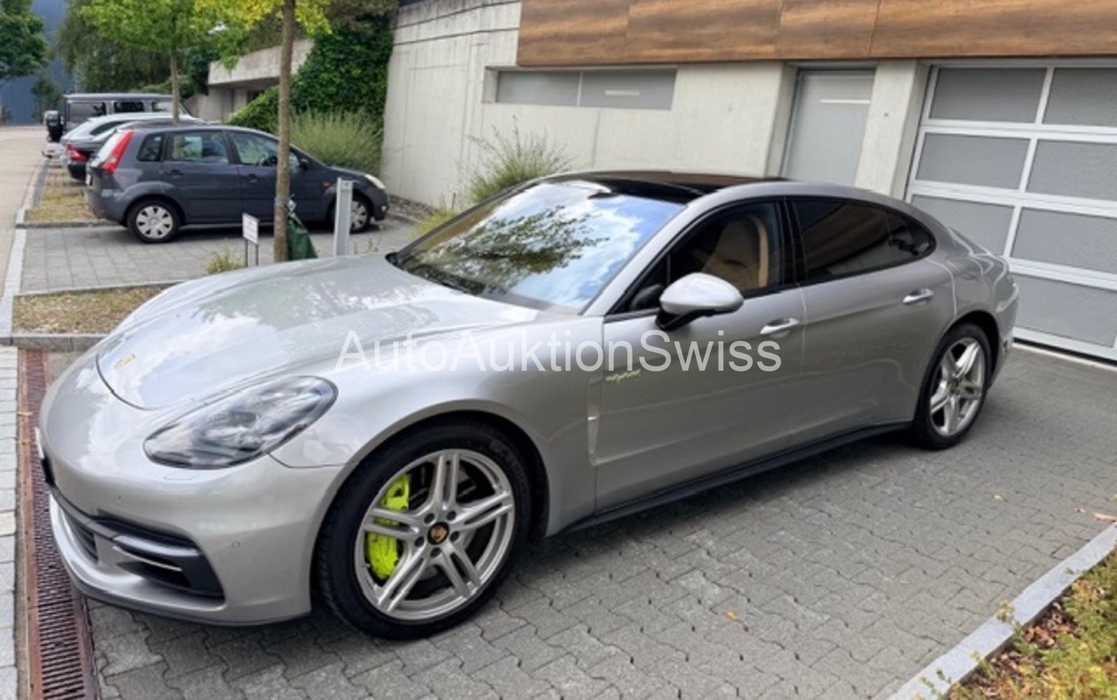 PORSCHE Panamera