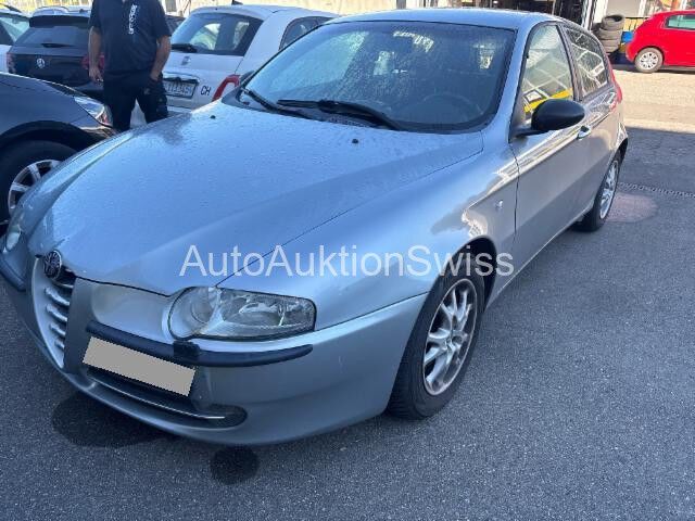Alfa Romeo 147 1.6 TS 120 Distinctive