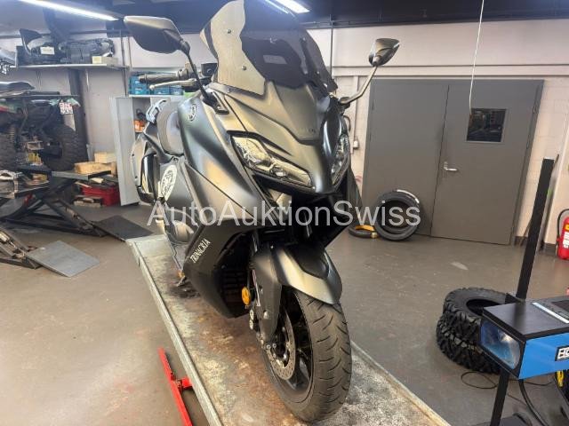 Yamaha TMax 560 ABS