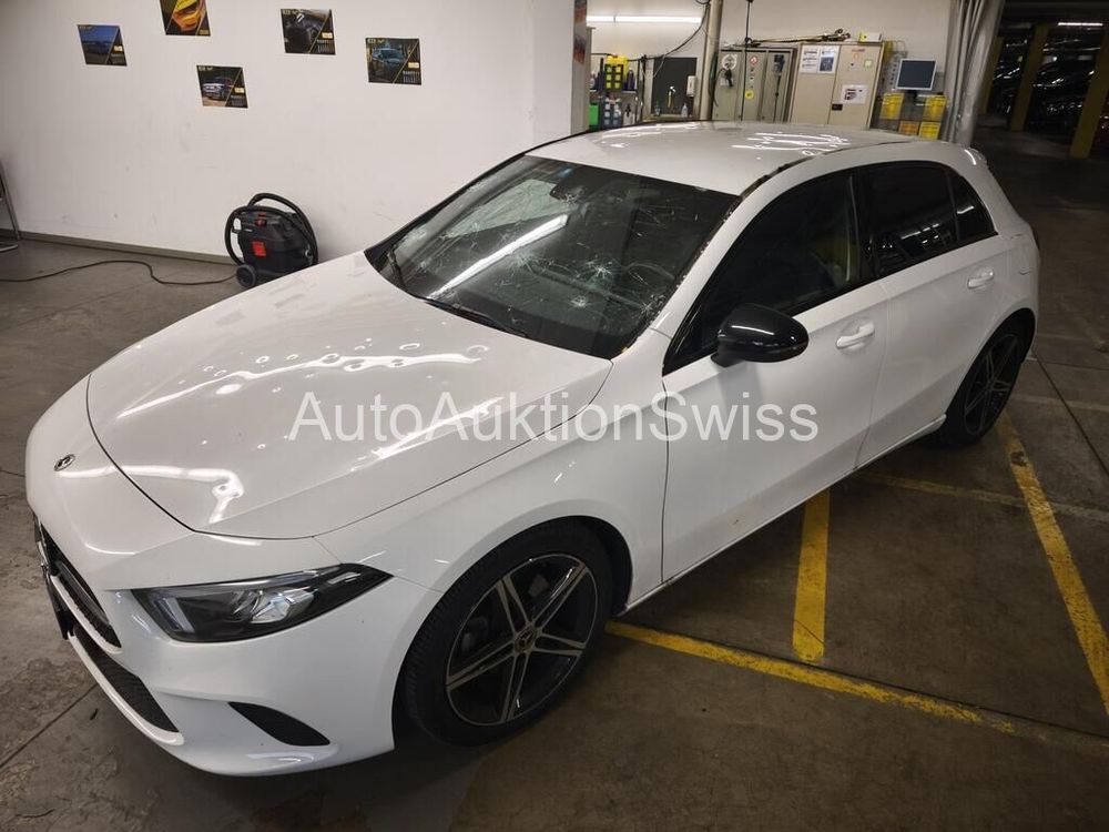 MERCEDES-BENZ A 180 d Progressive 8G-DCT