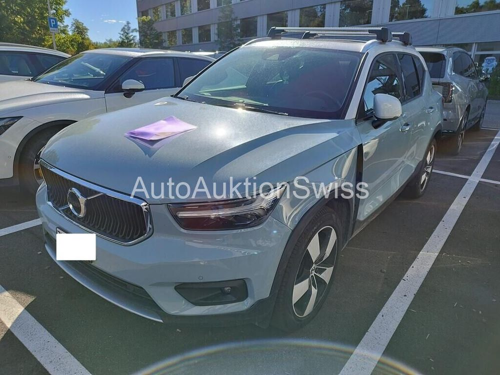 VOLVO XC40 D4 AWD Momentum Geartronic