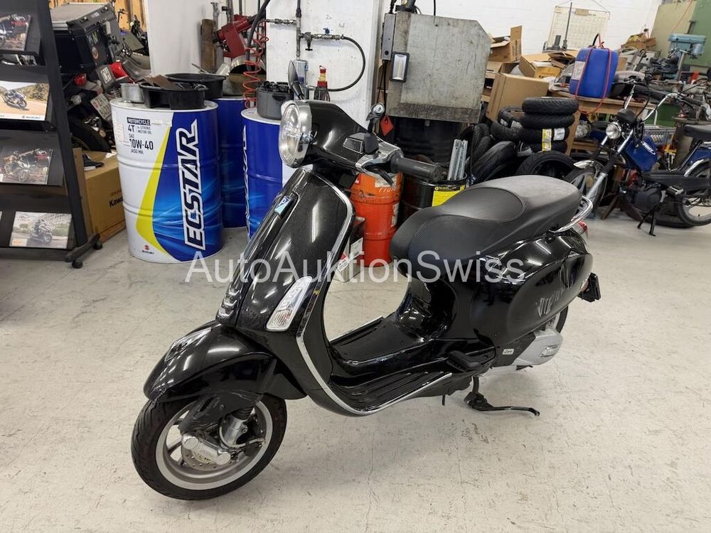 Piaggio Vespa 125 Primavera 3V 50th Anniv. ABS