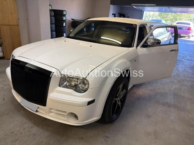 Chrysler 300C Stretch Limousine mit LED Ausbau