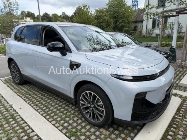 Leapmotor B10 1.5 Hybrid EV
