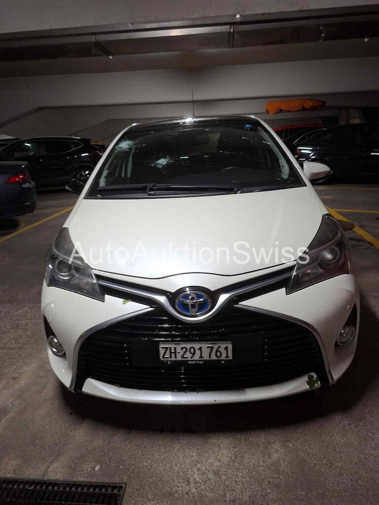 TOYOTA YARIS 1.5 HYBRID SOL PREM