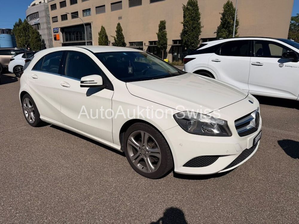 Mercedes Benz A200
