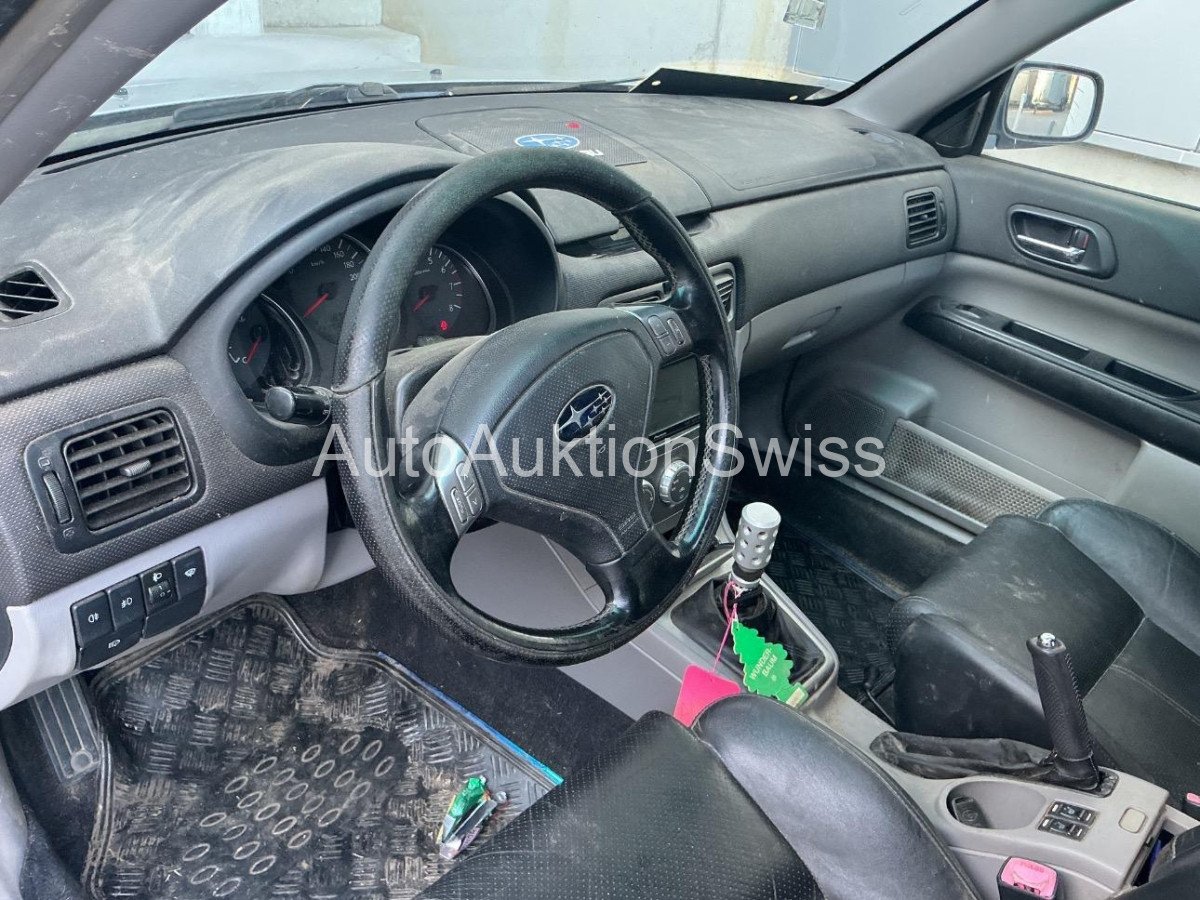 SUBARU Forester 2.5XT Club, 211 PS