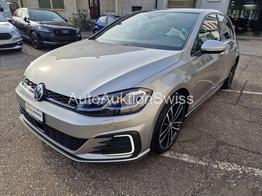 VW Golf GTE