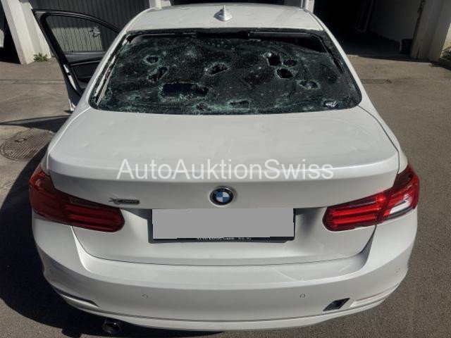 BMW 3er Reihe F30 320i xDrive