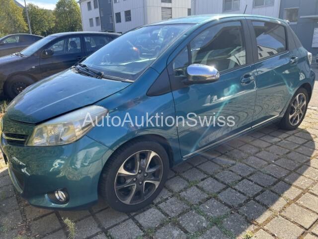 TOYOTA TOYOTA Yaris 1.33 Sol