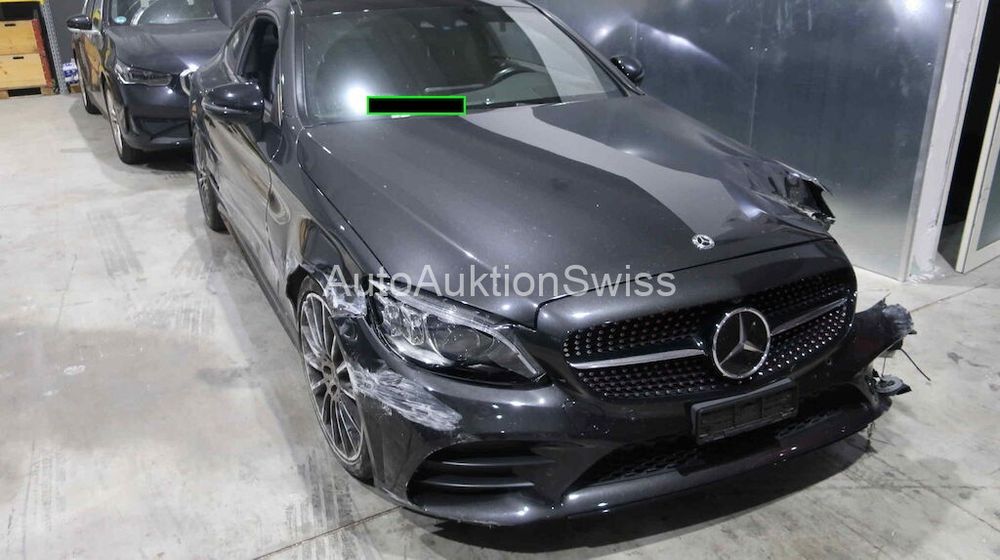 MERCEDES-BENZ C 300 AMG 4 MATIC