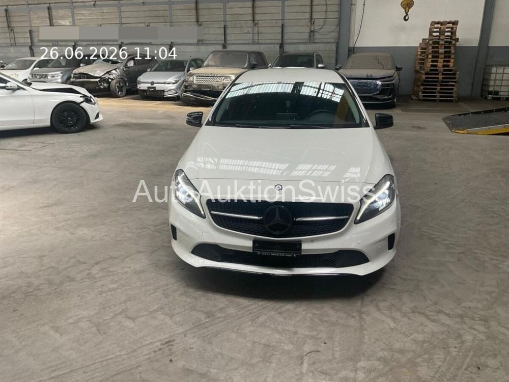 Mercedes-Benz A 180 , 121 PS