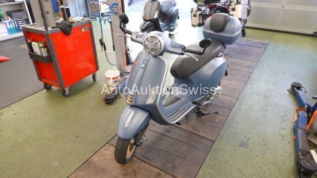 Piaggio Vespa 125 Primavera Officina Roller