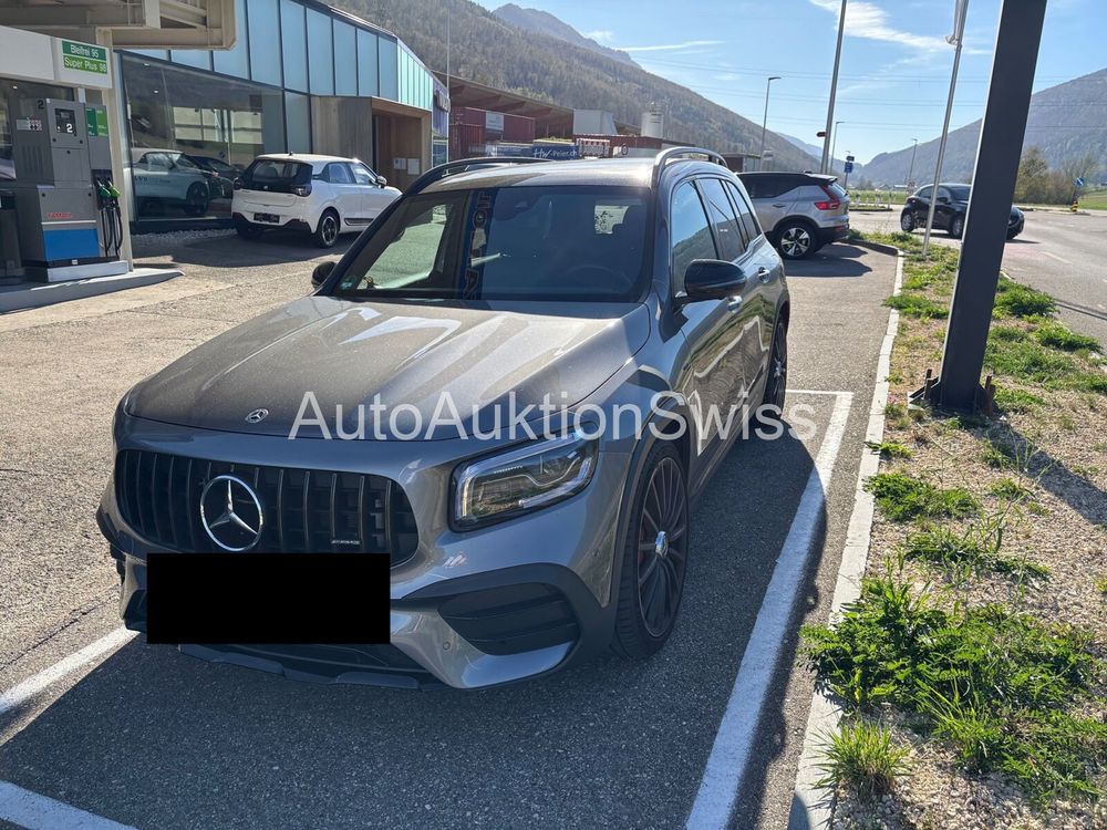 MERCEDES-BENZ AMG GLB 35