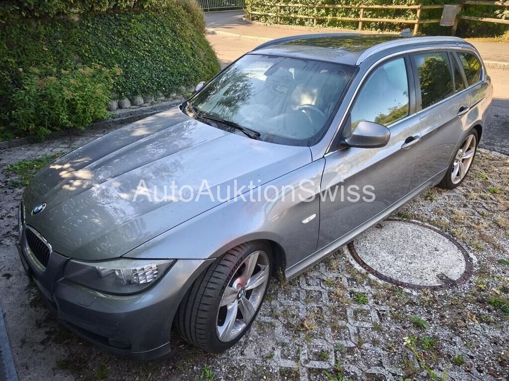 BMW 330d Touring