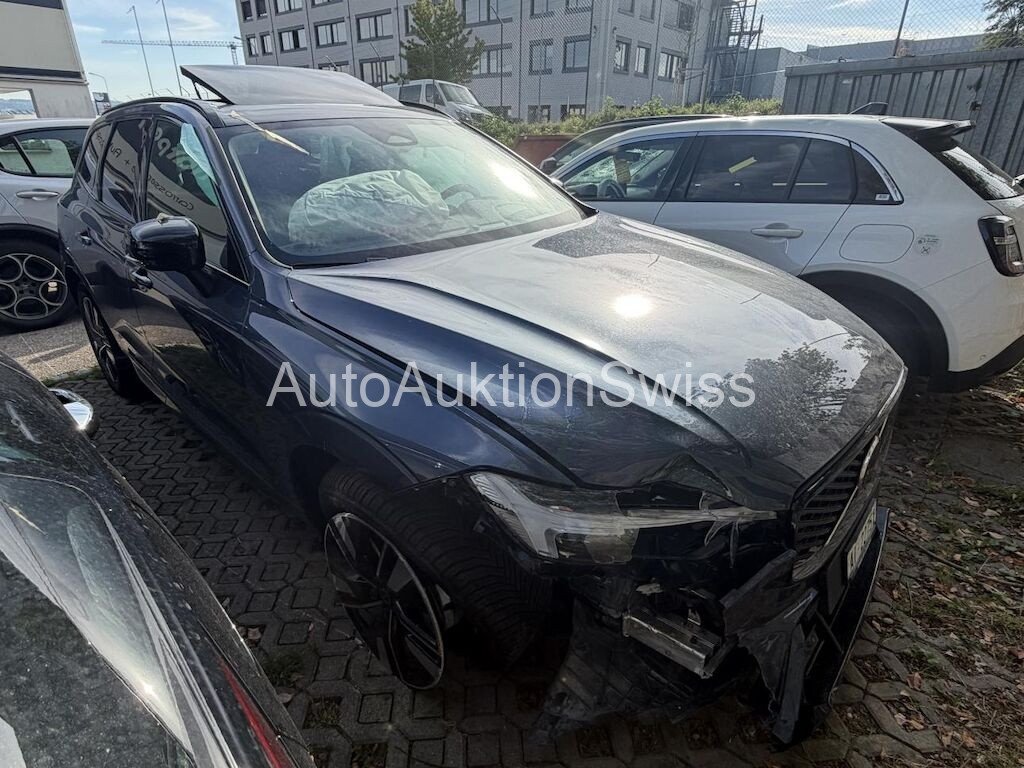 Volvo XC60 2.0 B5 MH Plus Dark AWD