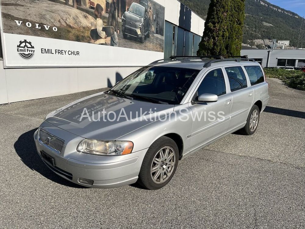 Volvo V70 KOMBI 2.5T AWD