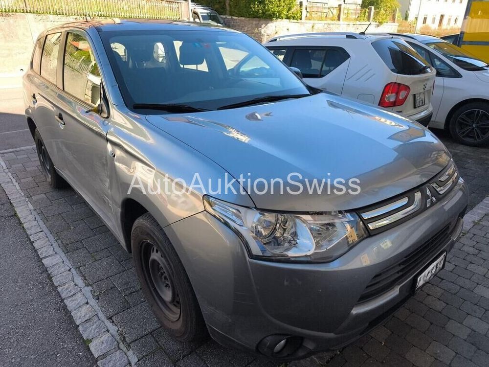MITSUBISHI Outlander 2.2DID Invite