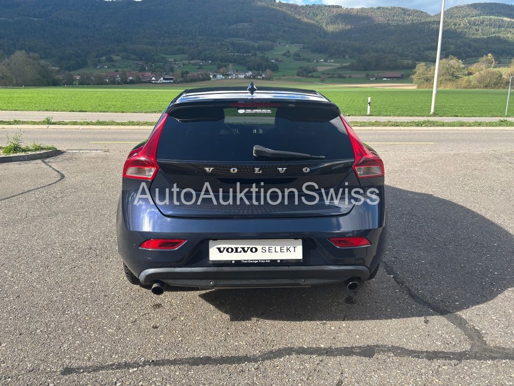 VOLVO V40 T3