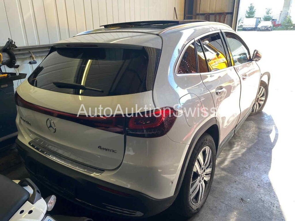 MERCEDES-BENZ EQA 350 4MATIC