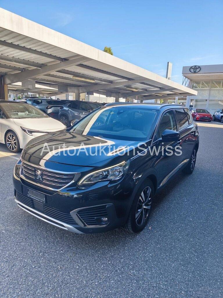 PEUGEOT 5008 1.5HDi STT