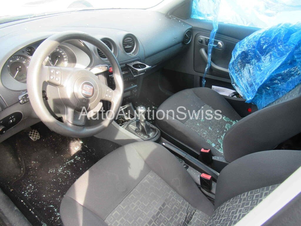 SEAT IBIZA 1.6 16V SHAKE