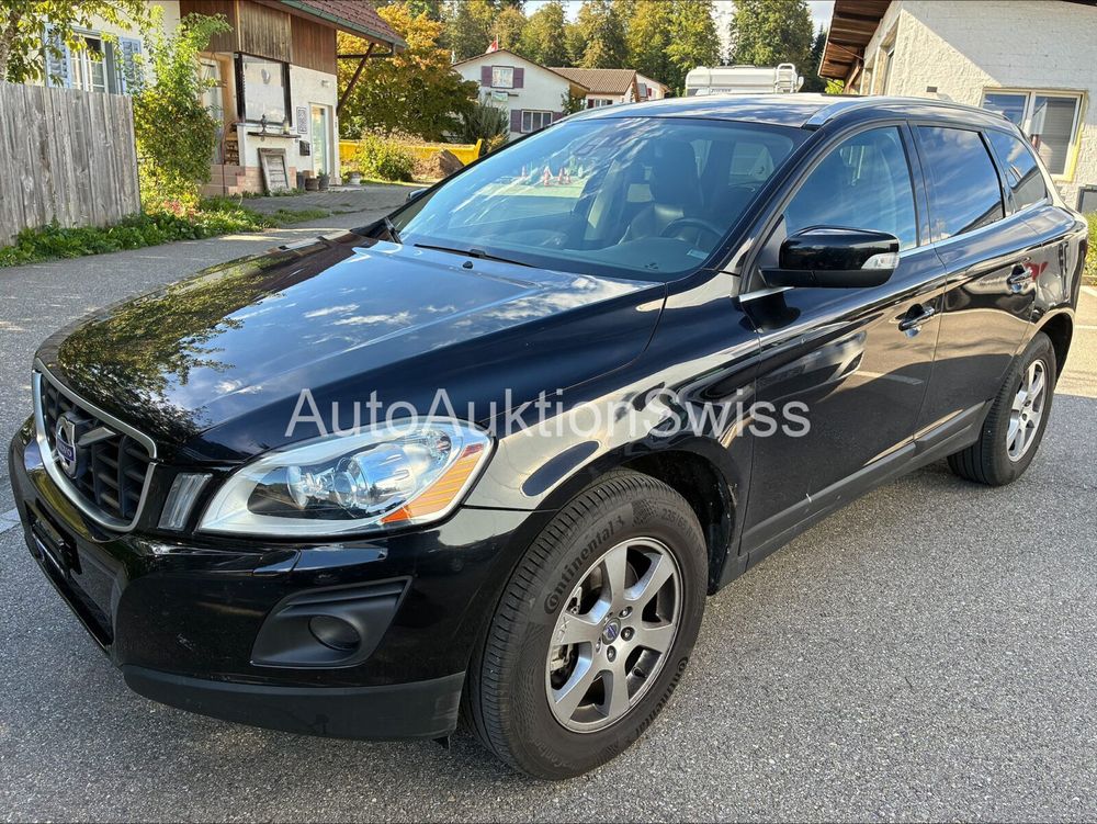 VOLVO XC60 2.4D AWD