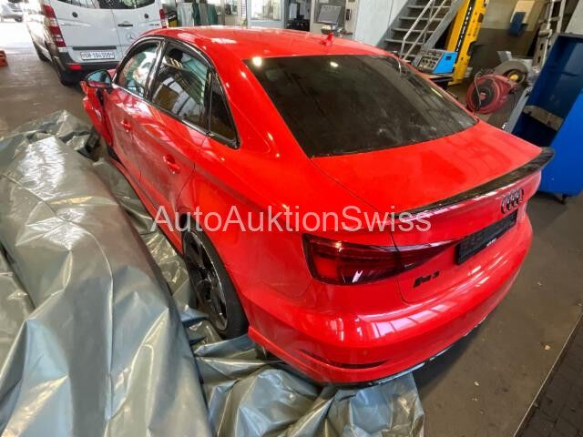 Audi RS3 Limousine 2.5 T FSI quattro S-Tronic
