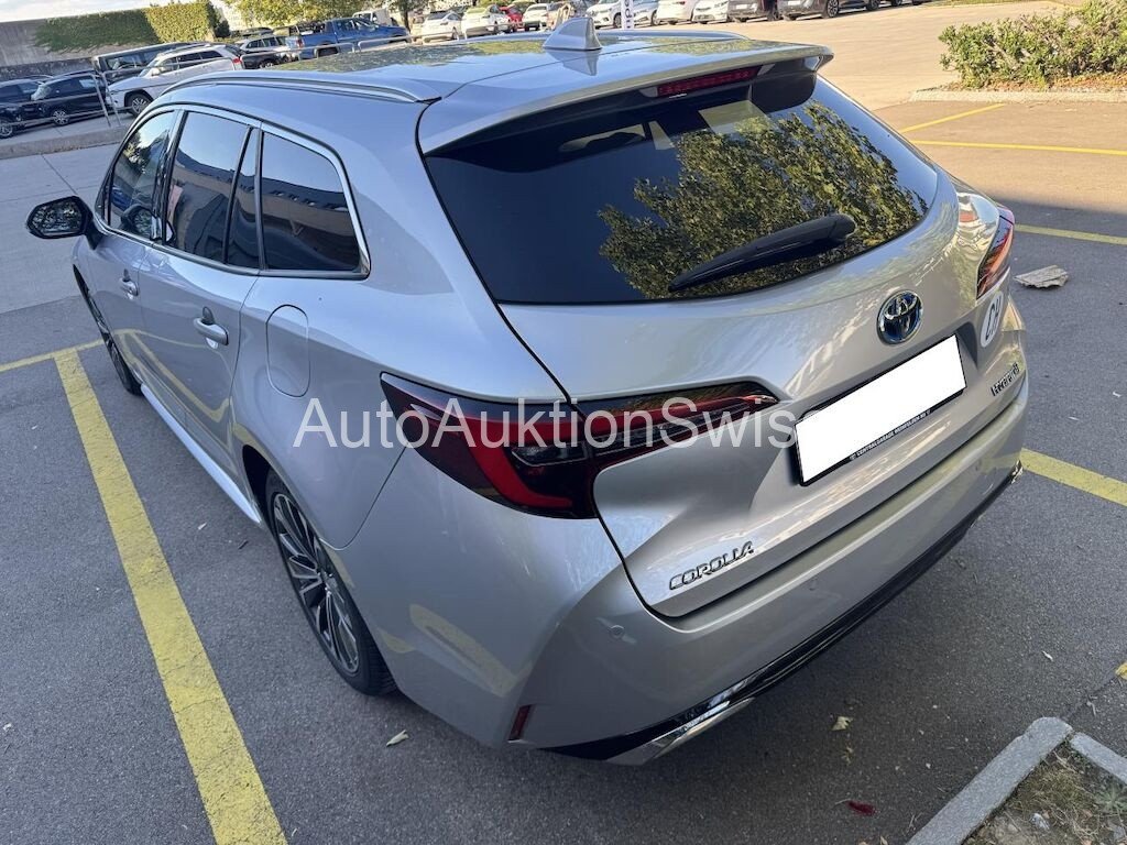 Toyota Corolla Touring Sports 1.8 HSD Comfort