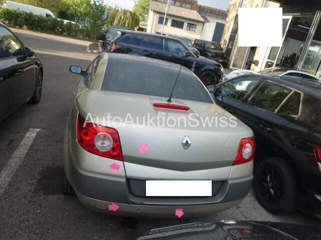 RENAULT Mégane C-C 1.9 dCi Dynamique Confort