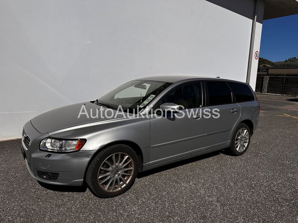 VOLVO V50 T5 AWD