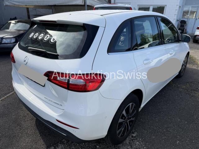 Mercedes-Benz B-Klasse W247 B 180 Style