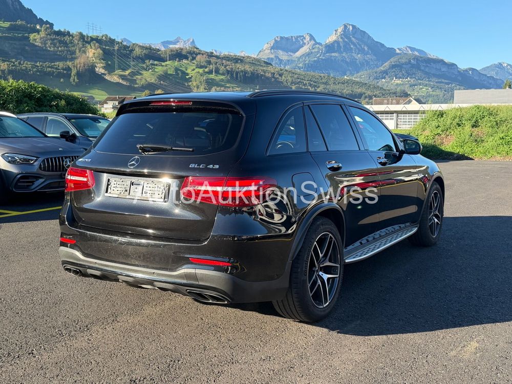 MERCEDES-BENZ AMG GLC 43