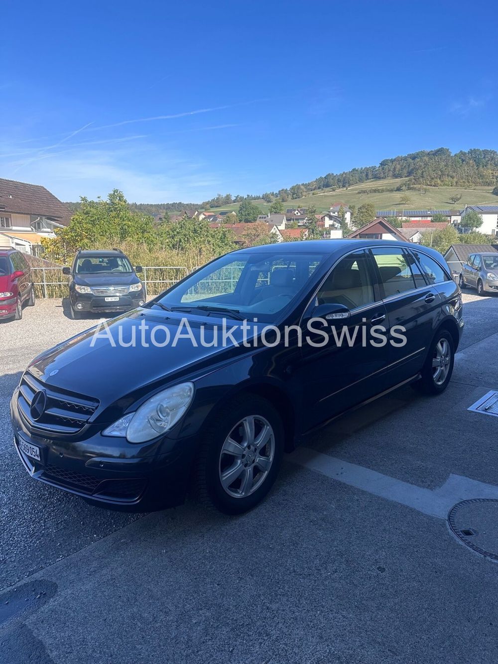 MERCEDES-BENZ R320