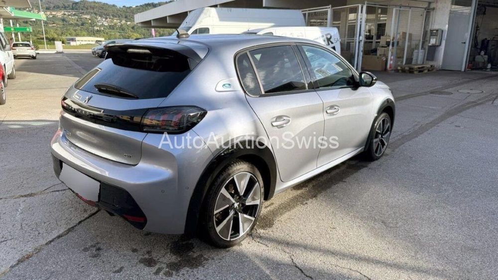 PEUGEOT e208, 136 PS