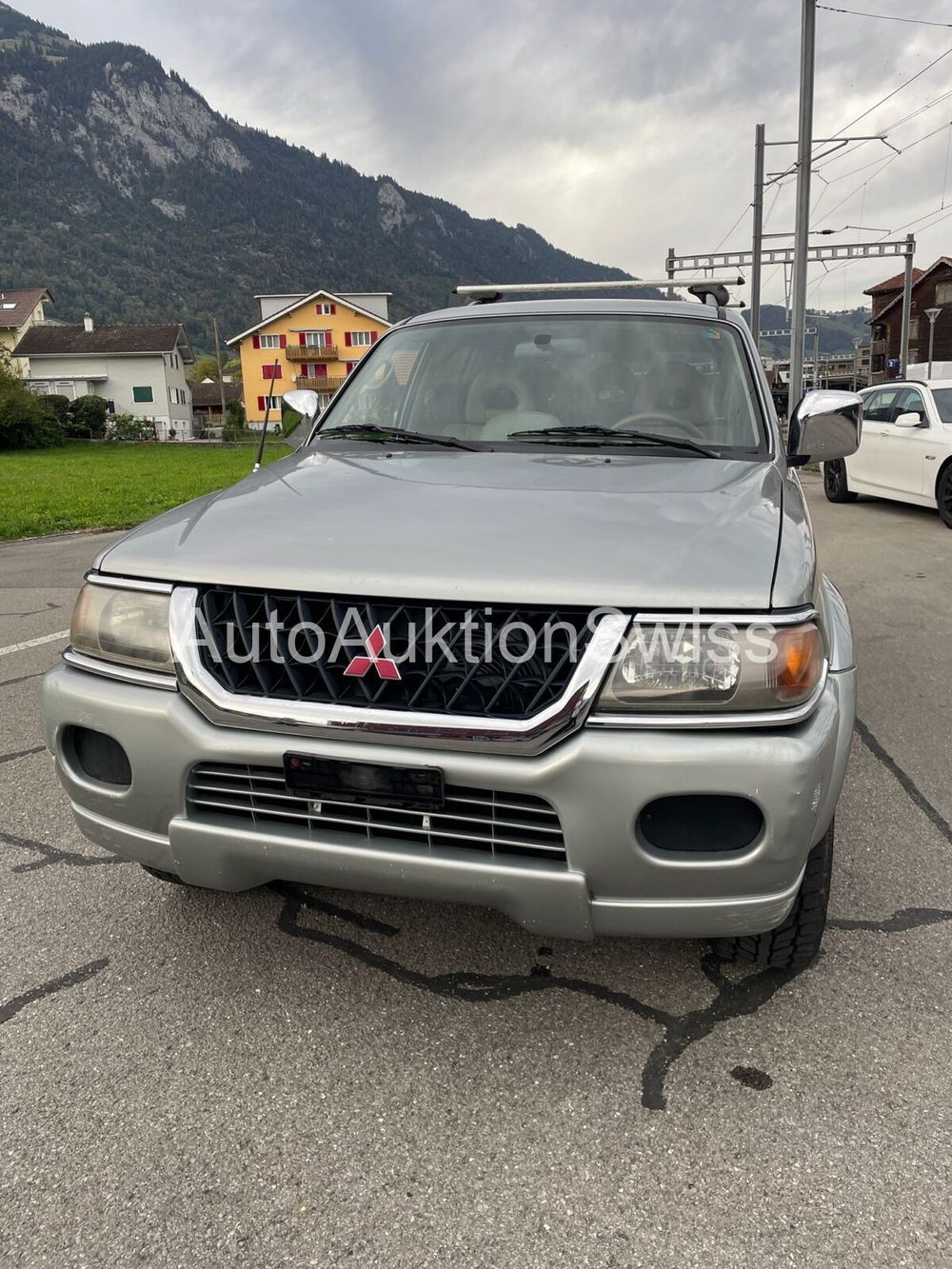 MITSUBISHI Pajero Sport V6