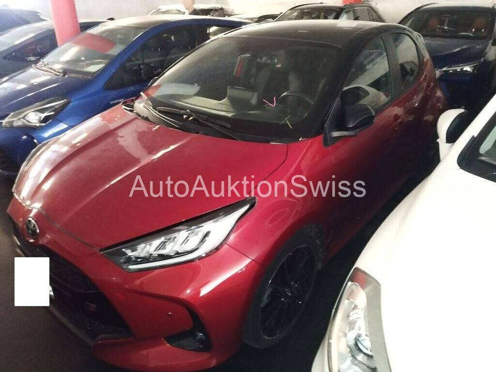 TOYOTA Yaris Hybrid 1.5 HSD GR Sport