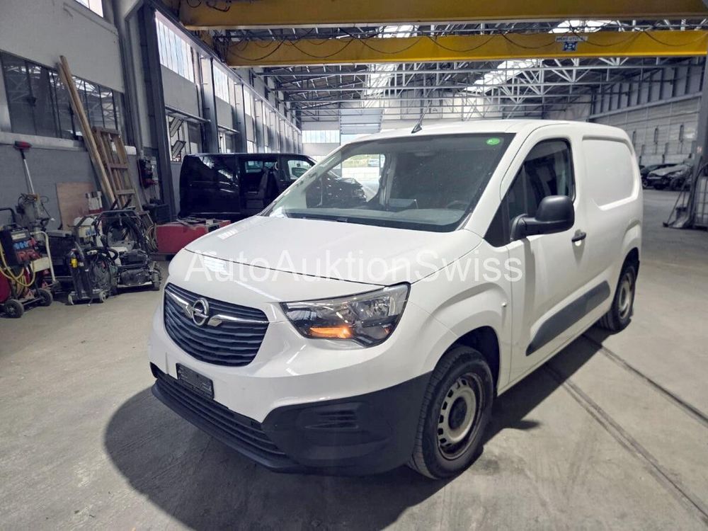 OPEL Combo 1.2 Cargo Ess. s/s 1.2, 110 PS