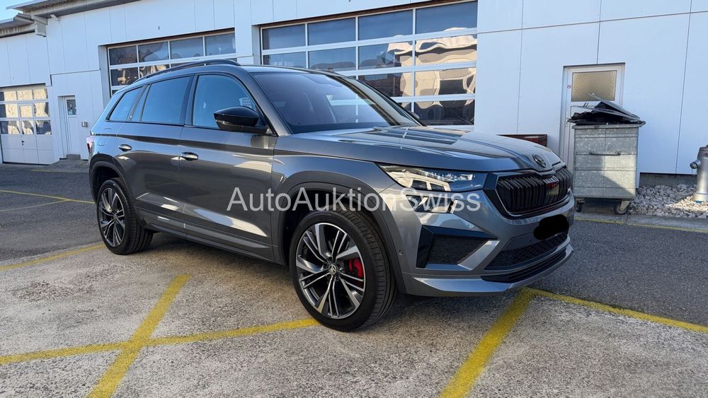 SKODA KODIAQ RS 4x4 AHK, Standheizug, 360kammera etc!