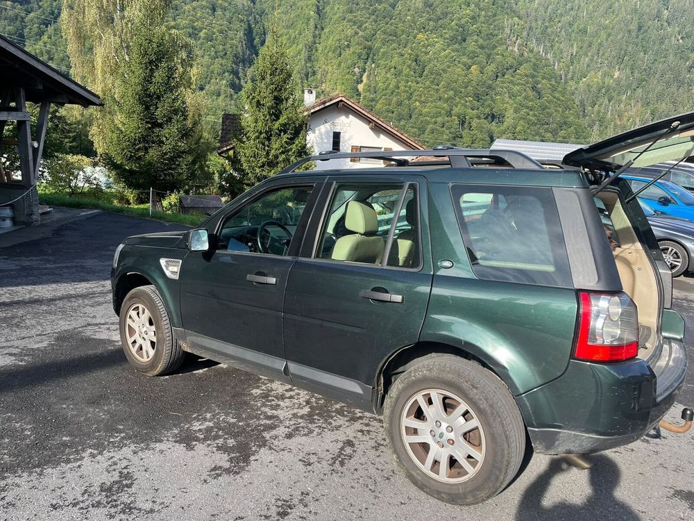 LAND ROVER Freelander 2