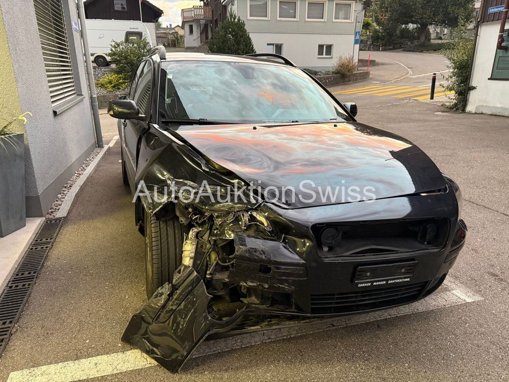 VOLVO V50 T5 AWD