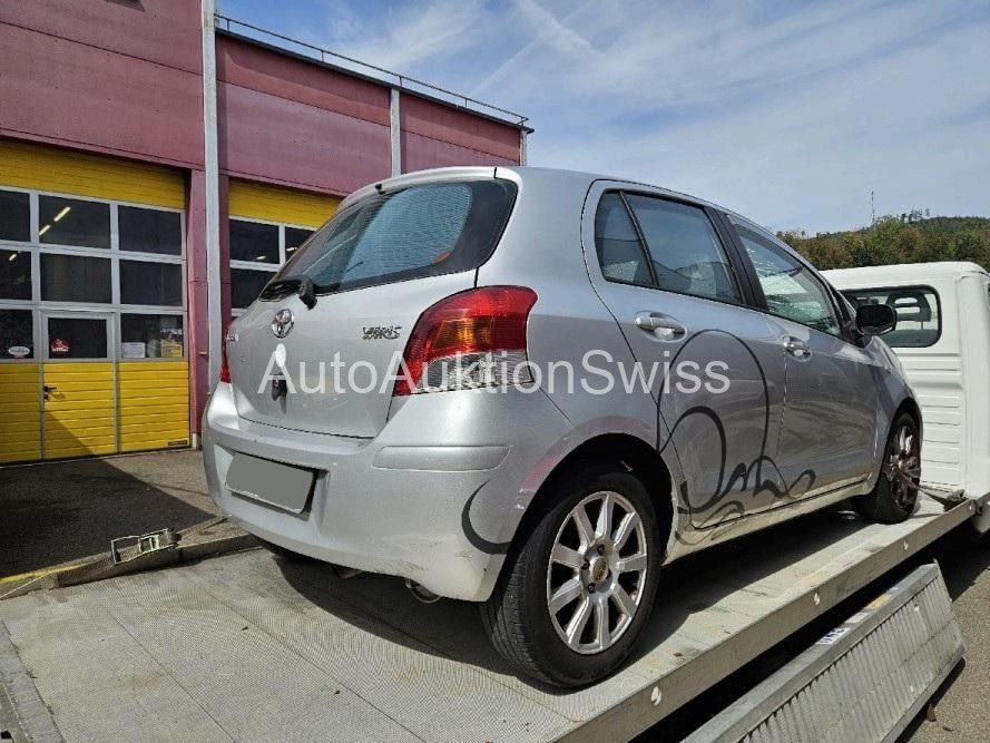 Toyota Yaris 1.33 1.3, 101 PS