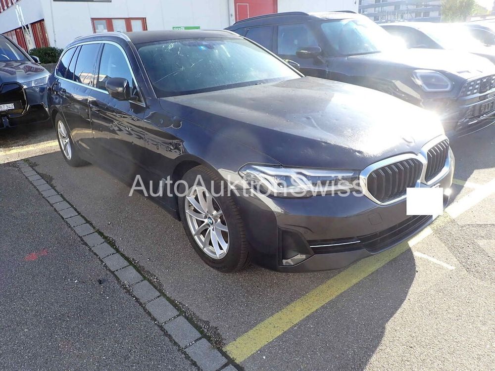 BMW 520d xDrive 48V Touring