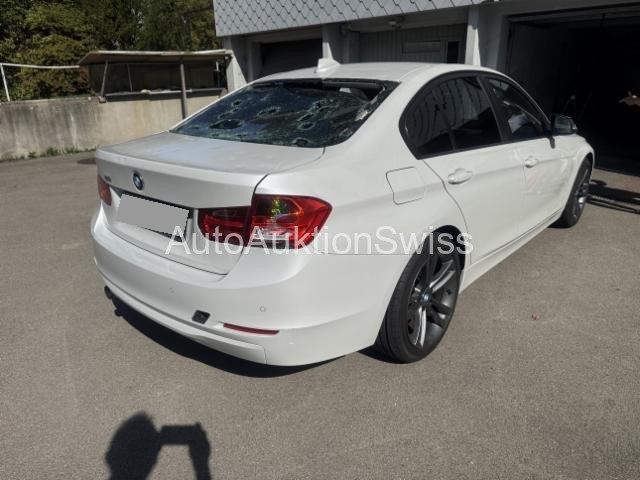 BMW 3er Reihe F30 320i xDrive